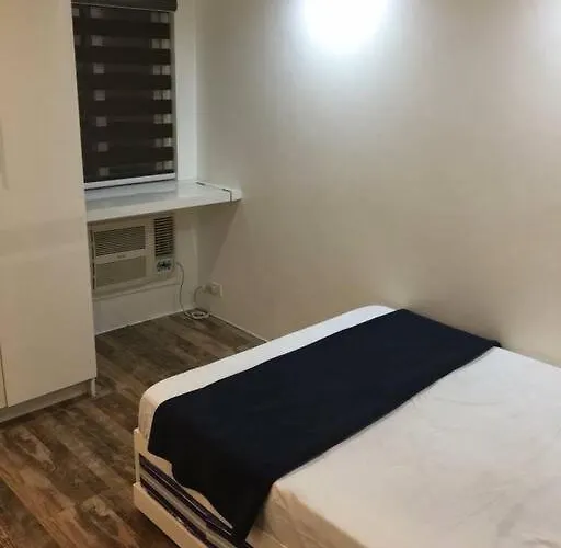 Renovated 2br 2tb Wifi/netflix Very Near Mall Qc Apartment Manila